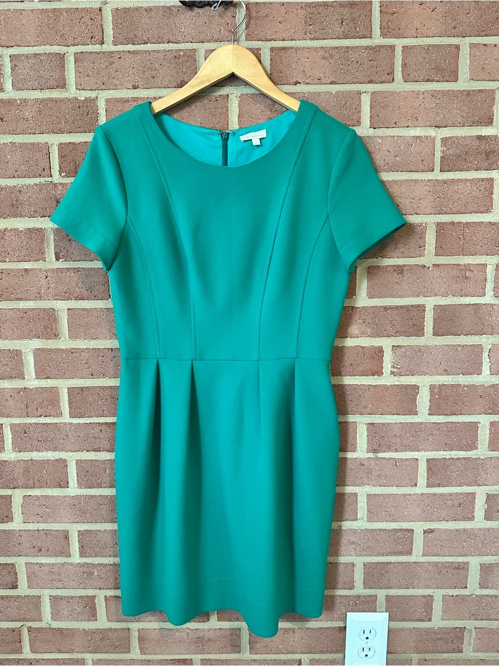 Shoshanna Emerald Green Short-Sleeve Sheath Dress